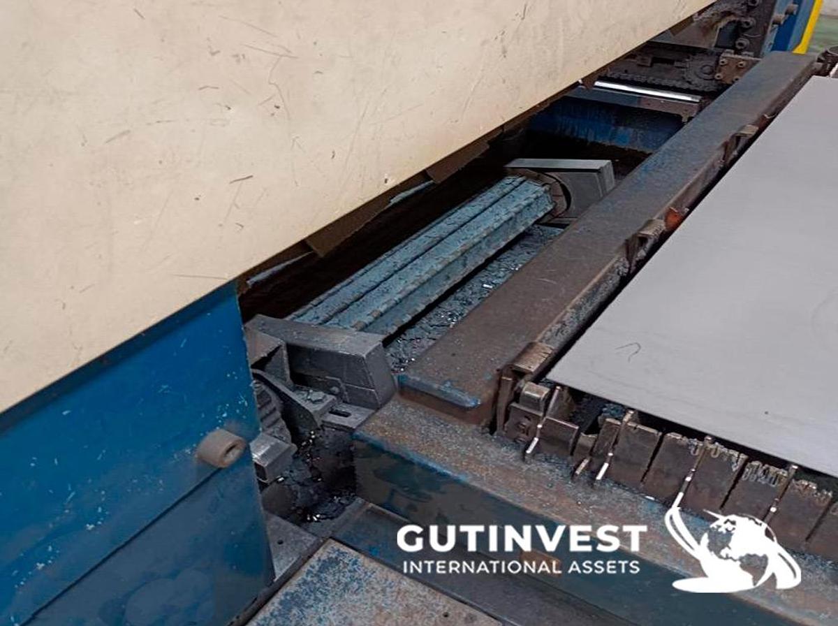 Used 1 - CO2 laser cutting machine
