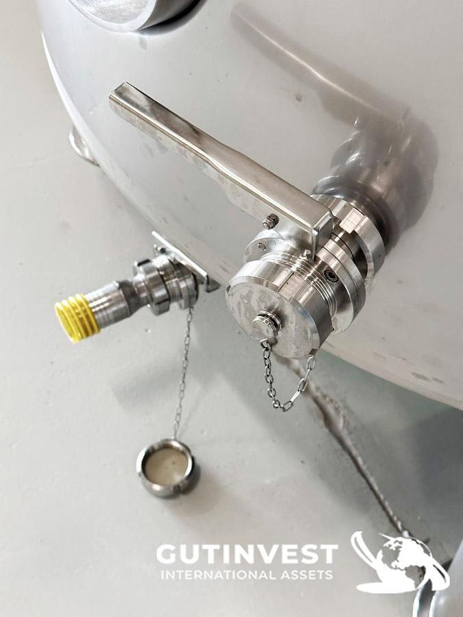 Used 1 - Complete lot of machinery for olive oil packaging