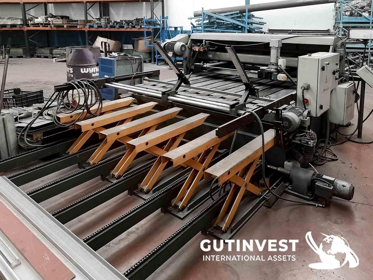 Used Shear press with automatic stacker
