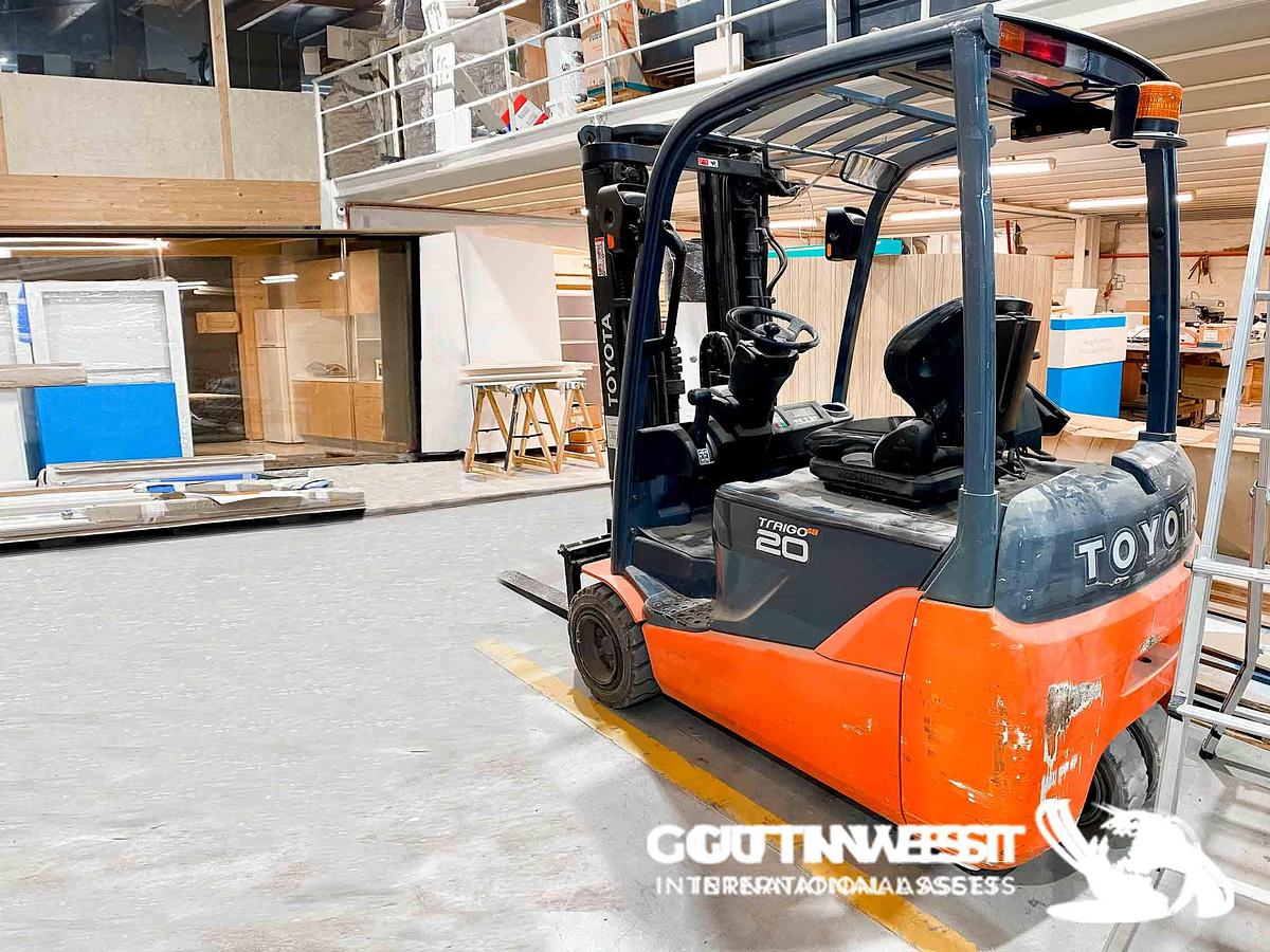 Used 3 - Electric forklift - 2Tn