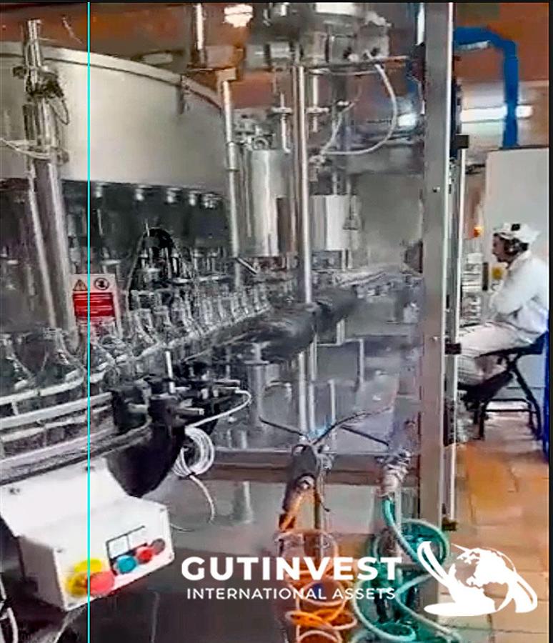 Usado Llenadora de botellas de vidrio. Capacidad 10.000 bot./hora
