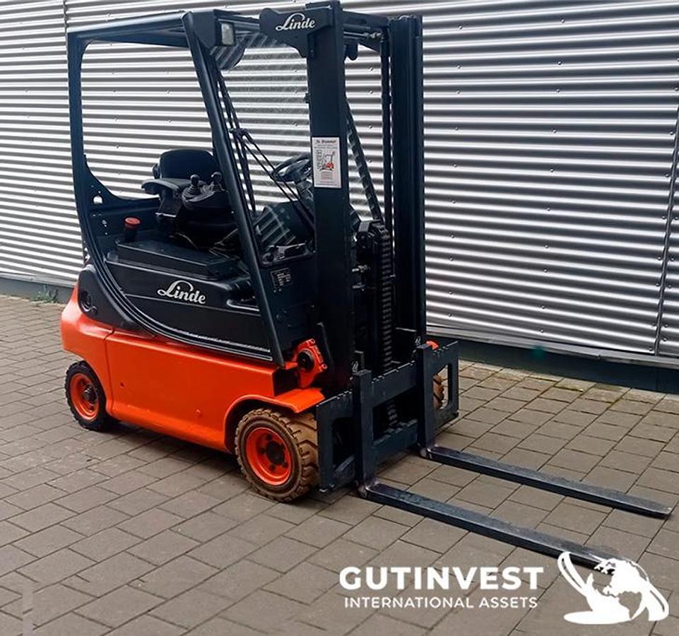 Used Electric Forklift