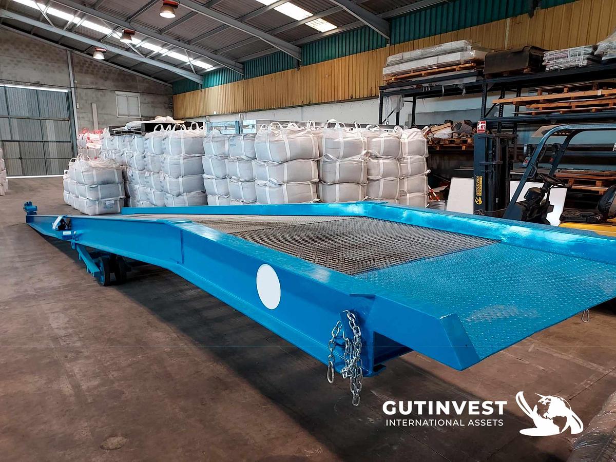 Used 1 - Ramp - portable loading platform