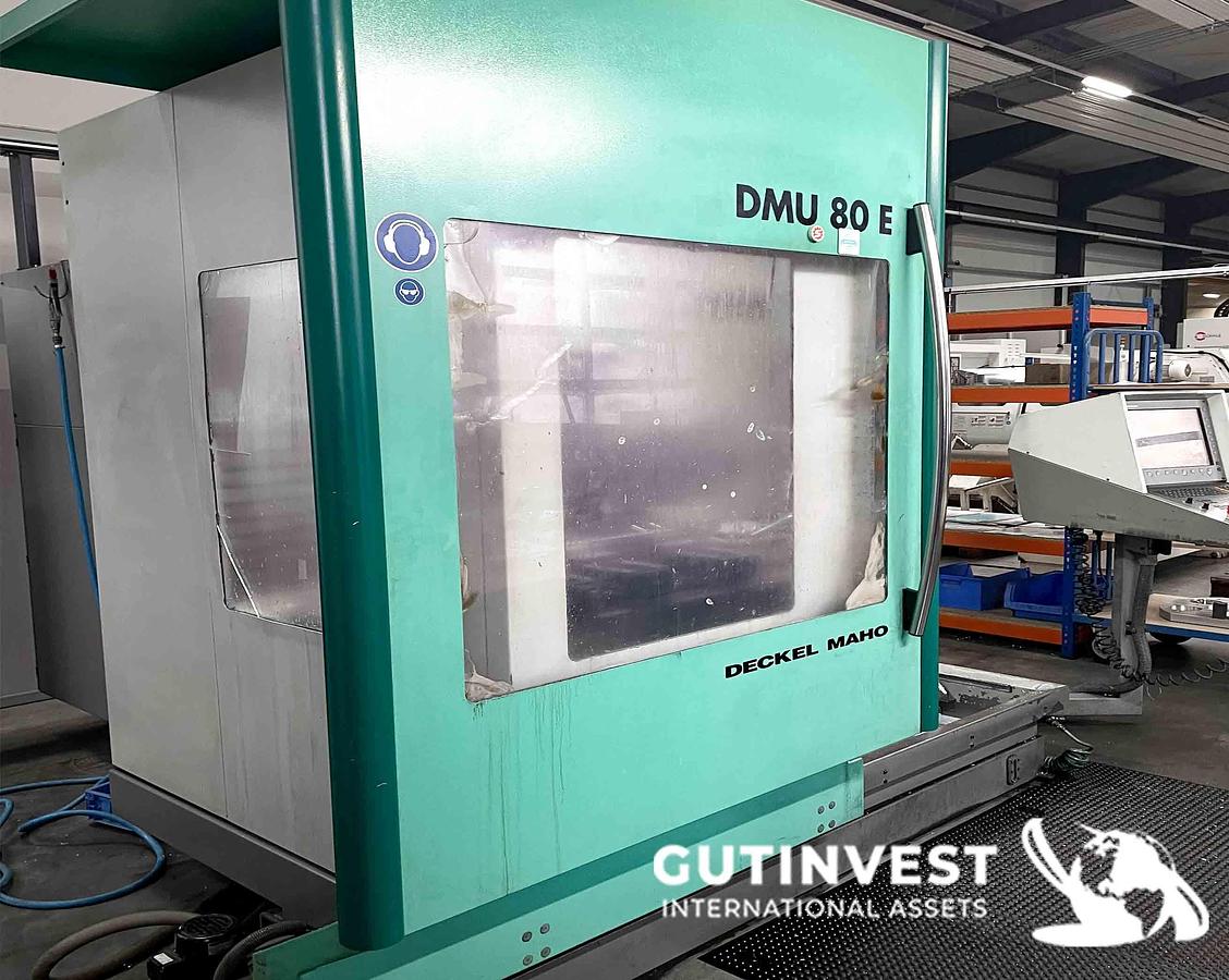 Usado 1 - Centro de mecanizado vertical CNC de 3 ejes