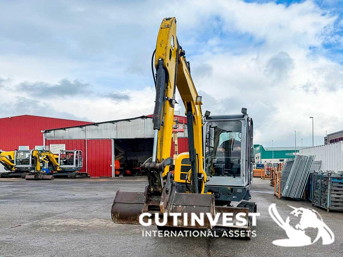 Used 1 - Mini crawler excavator