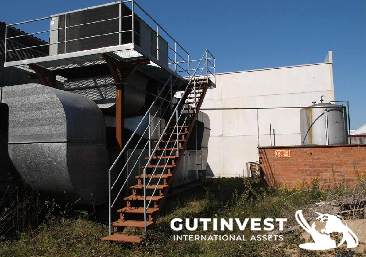 Used Industrial building - 3.621m2