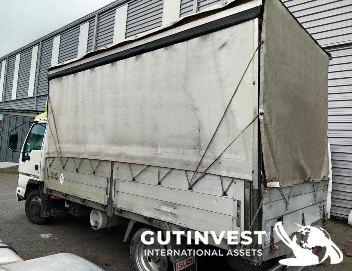 Used 2 - Flatbed Truck