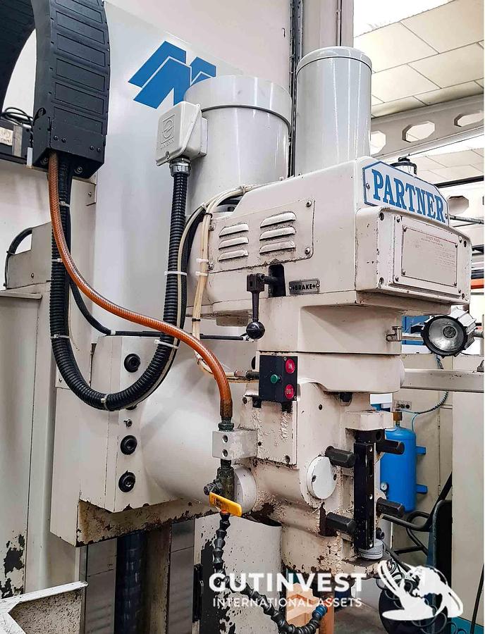 Usado 7 - Fresadora CNC de 3 ejes