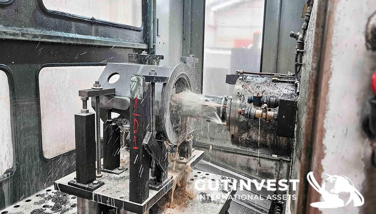 Usado Centro de mecanizado CNC de 4 ejes