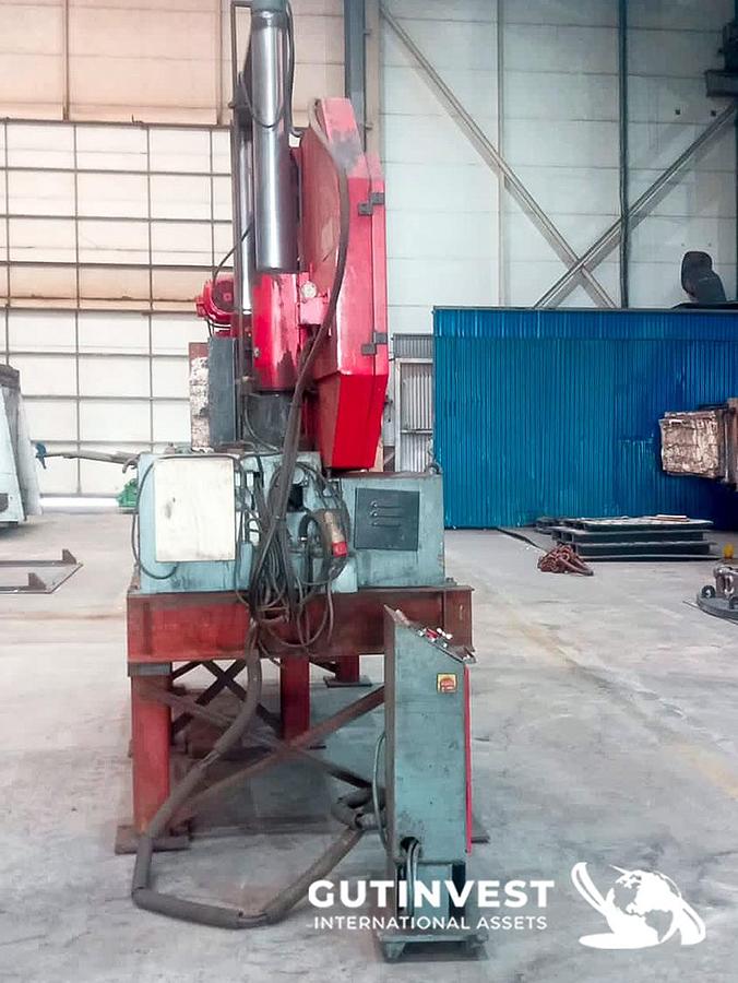 Used 1 - Band sawing machine