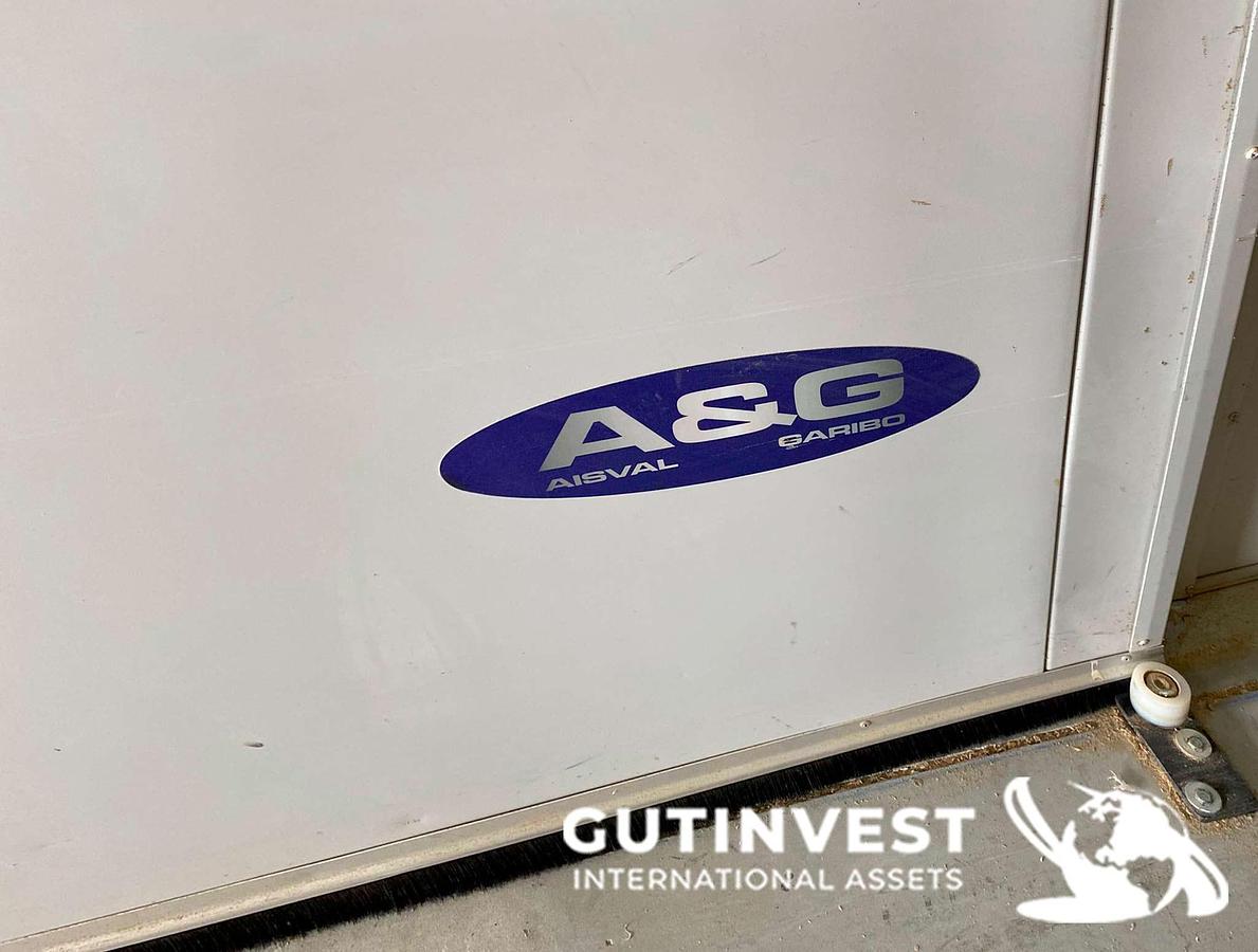 Used 4 - Pressurized and Climate-Controlled Paint Booth
