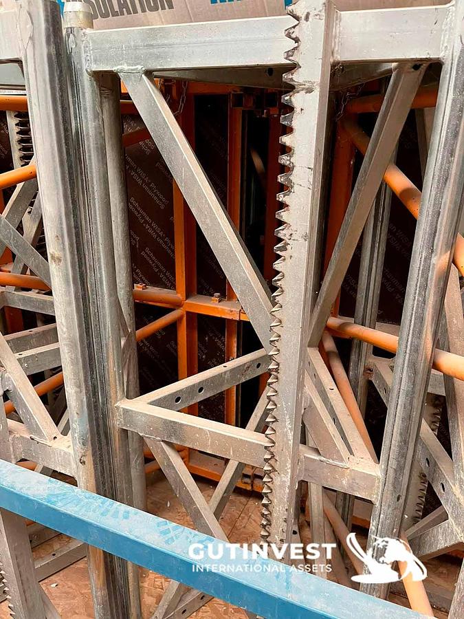 Used 1 - Vertical Twin Mast Mechanical Work Platform