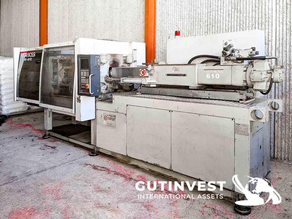 Used 4 - Plastic injection molding machine - 160Tn