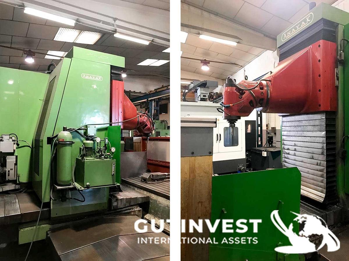 Used 2 - Fixed bed milling machine