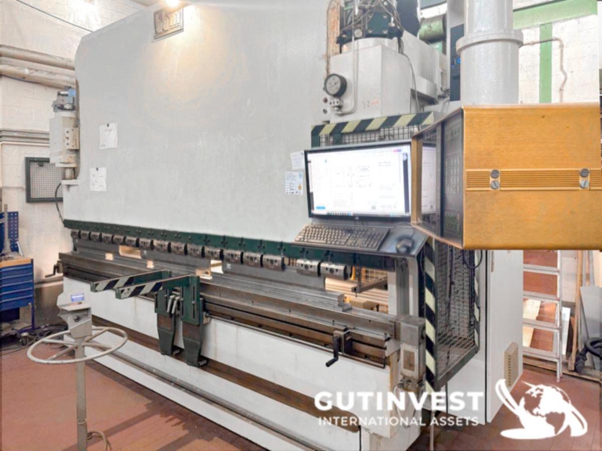 Used Metal Press Brake - 160Tn