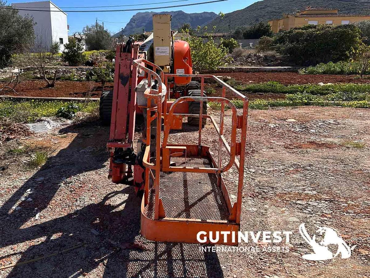 Usado 1 - Plataforma articulada diésel