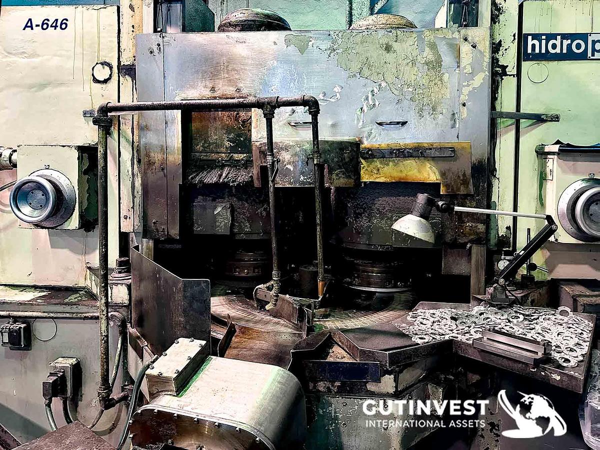 Used 4 - Flat grinding machine