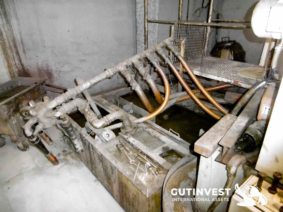 Used 4 - Flat grinding machine