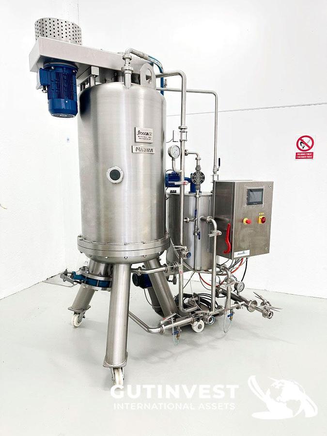 Used 1 - Complete lot of machinery for olive oil packaging