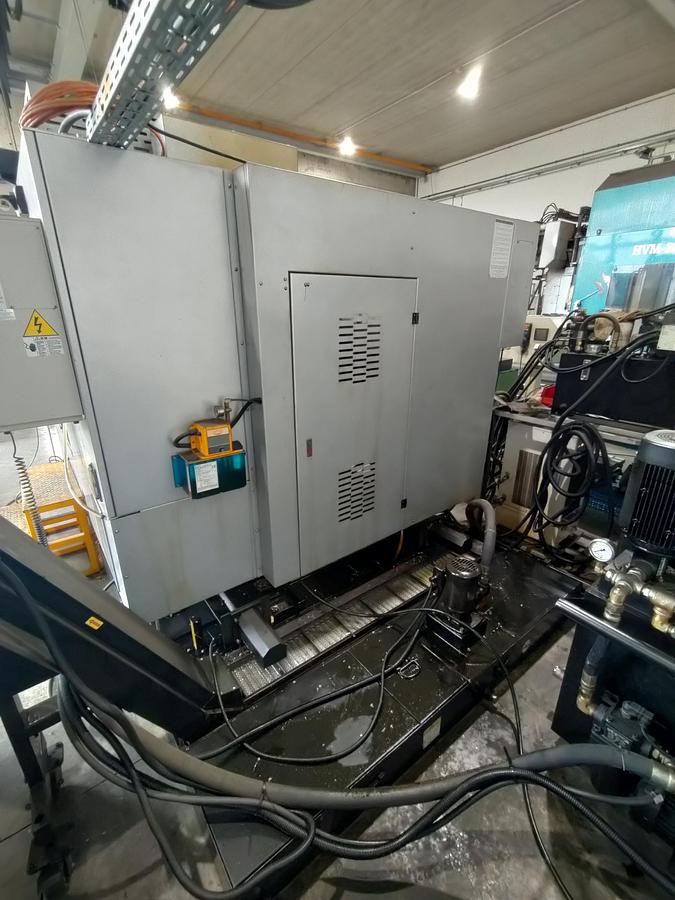 Used 1 - 4-axis CNC horizontal machining center