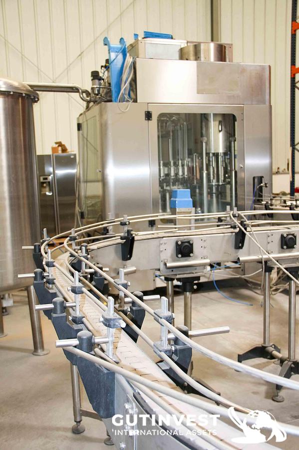 Used 1 - Line for the production of PET bottled water - 8.000 bottle