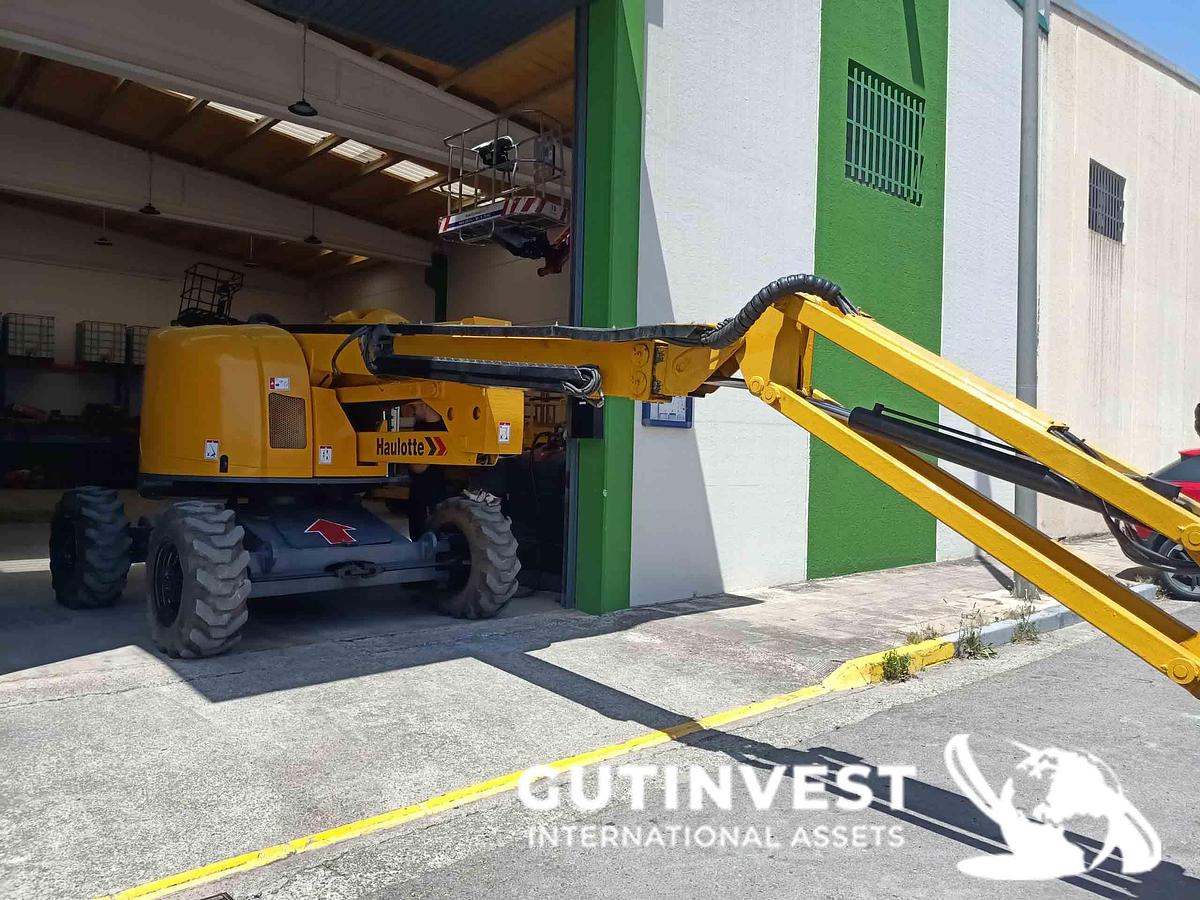 Usado 4 - Plataforma elevadora articulada diésel