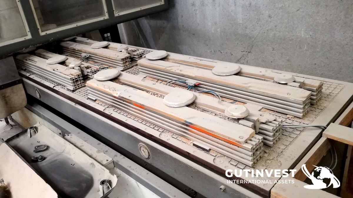 Used CNC Milling-Machining Center