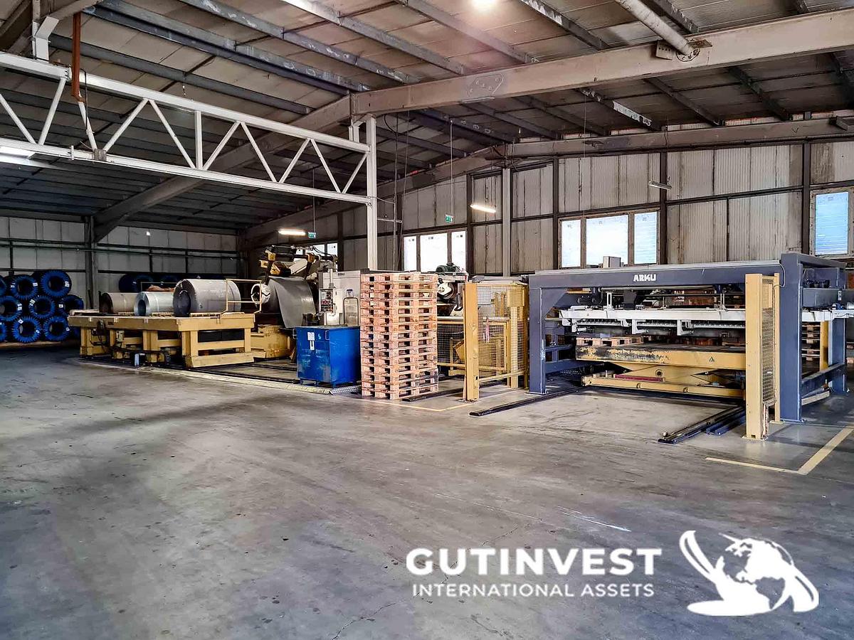 Used 1 - Complete coil sheet metal cutting line