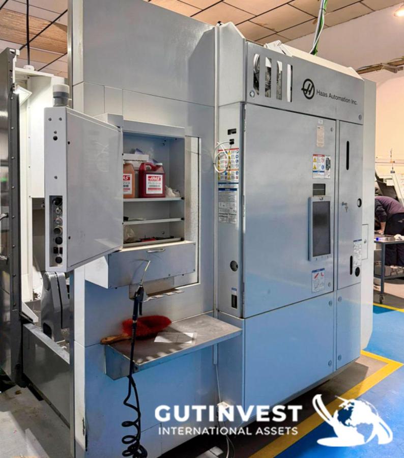 Used 5-Axis CNC Machining Center