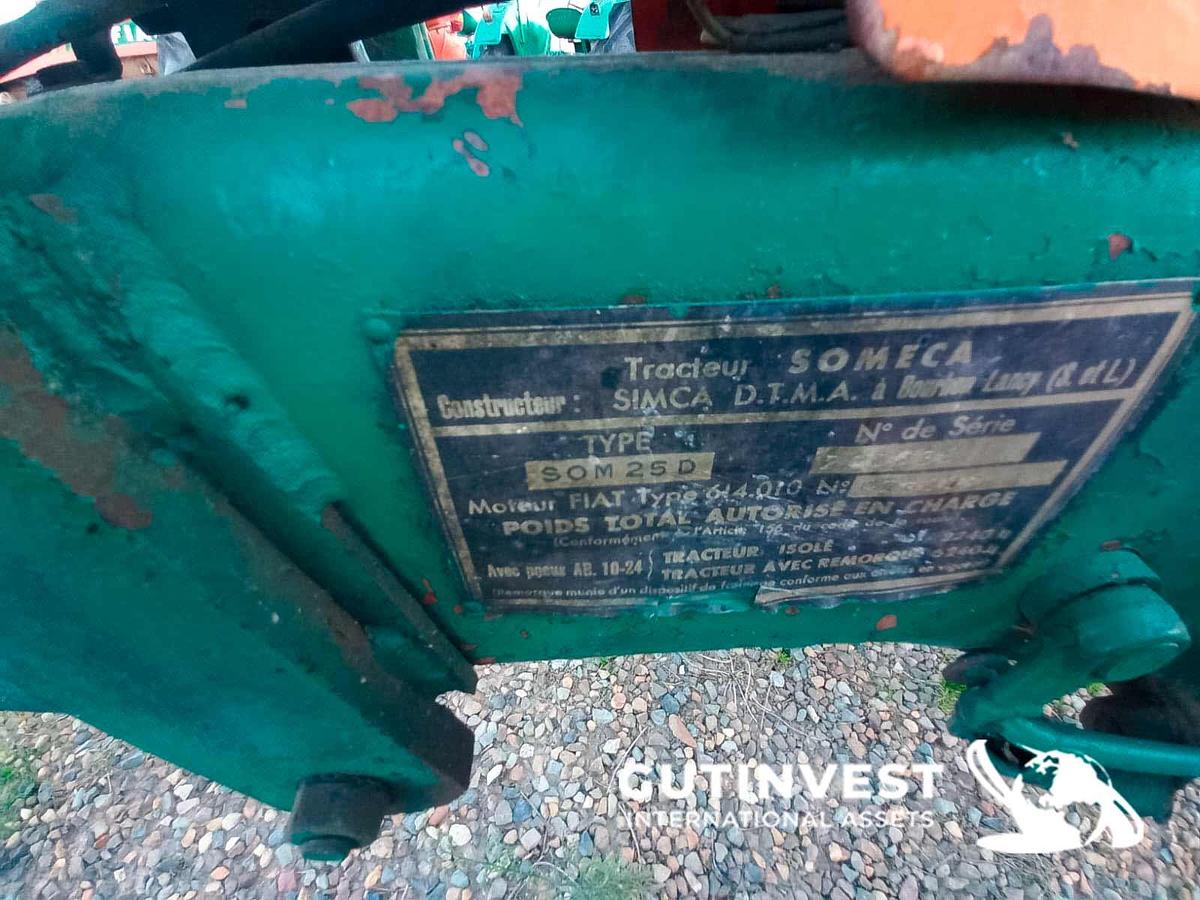 Used 8 - Agricultural tractor