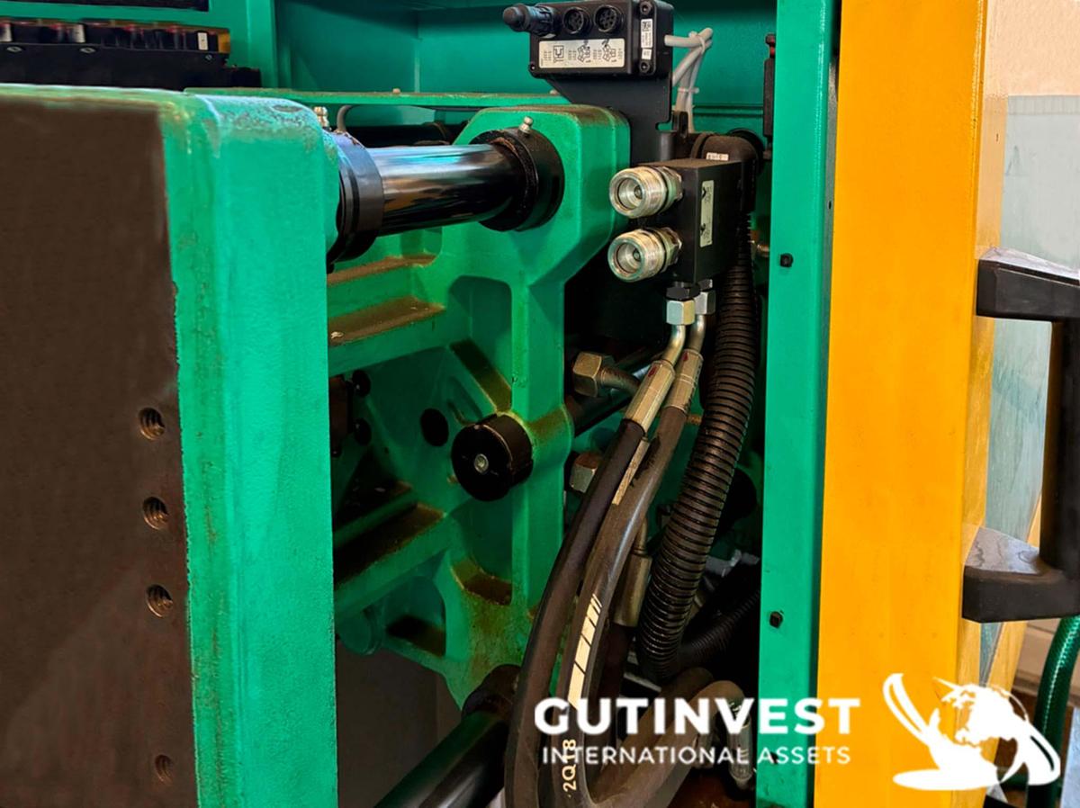 Used Injection Moulding Machine - 50t