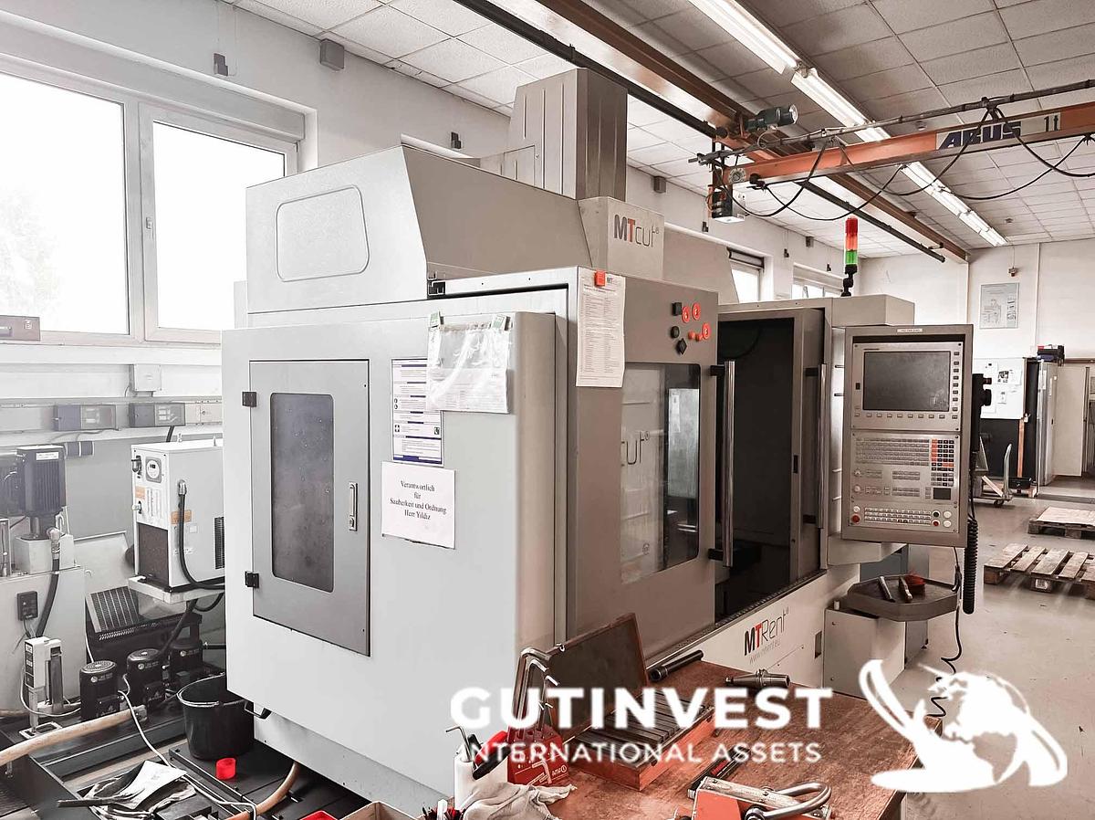 Used 3 - CNC Machining Center - 3 Axis