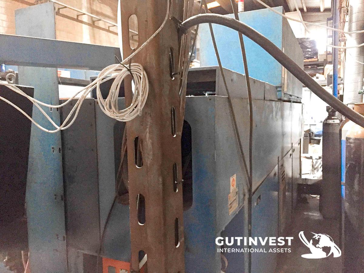 Used 1 - Laser cutting machine CO2 - 2.5kW