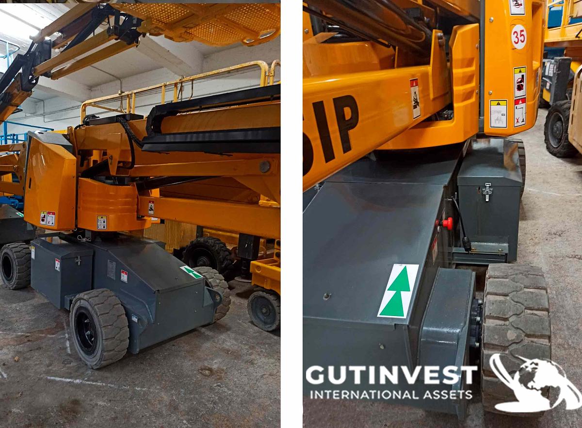Used 2 - Articulated boom lifts electric