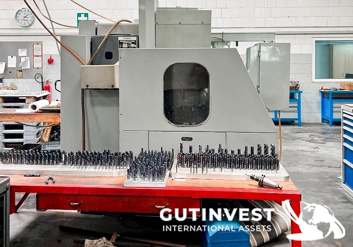 Usado Centro de mecanizado cnc