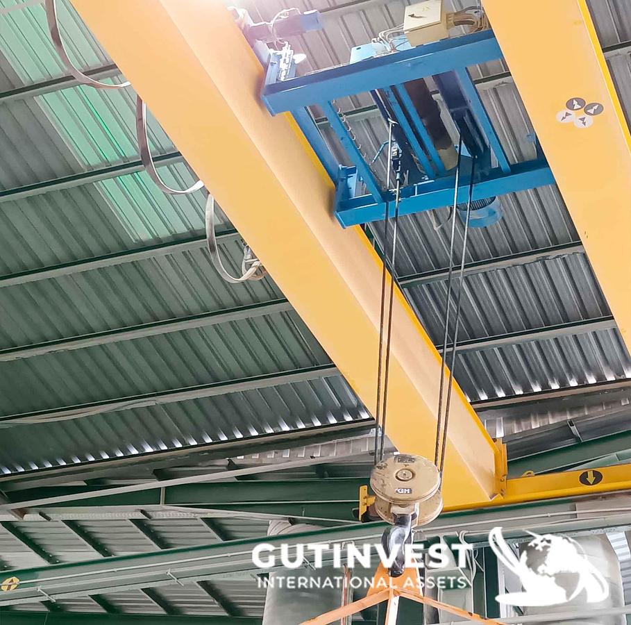 Used Double-girder overhead crane - 5 Tn