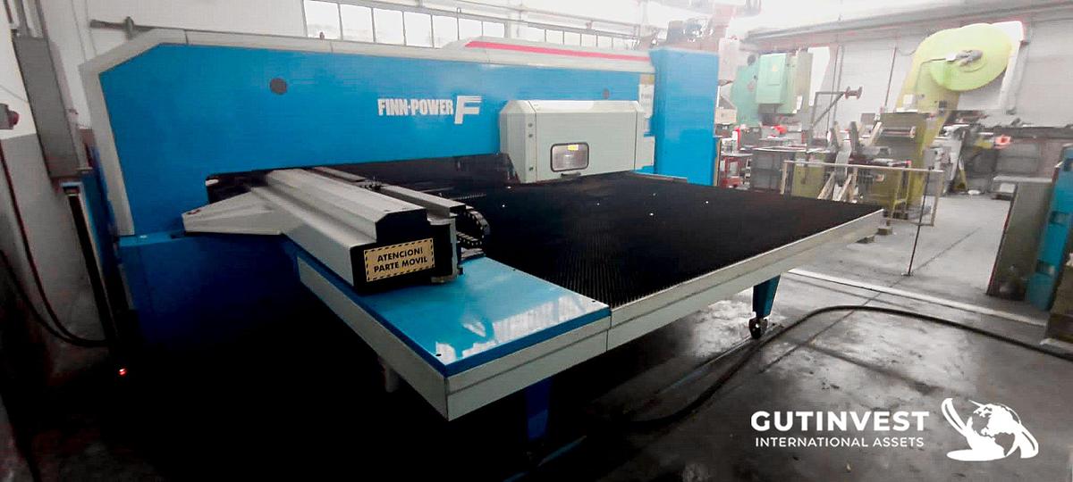 Usado 1 - Punzonadora CNC - 30Tn