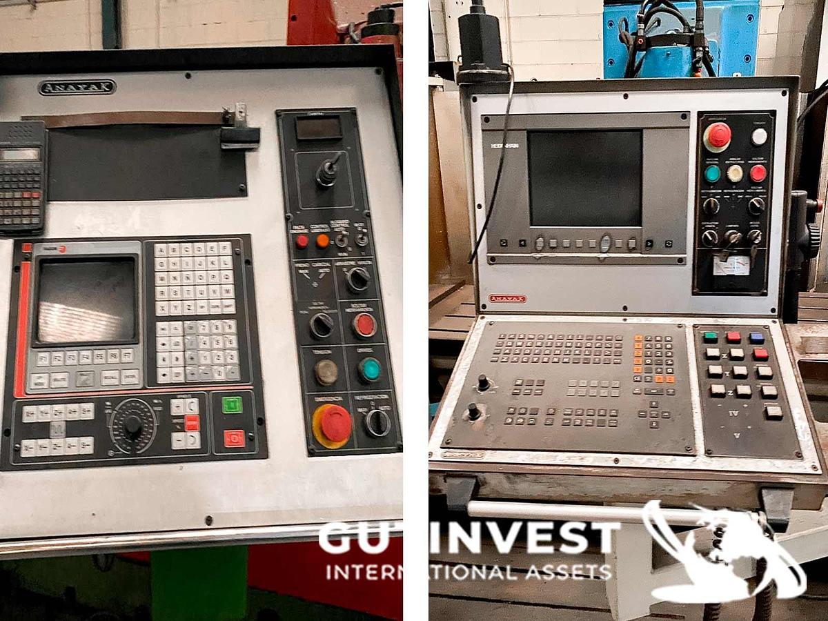 Used 2 - Fixed bed milling machine