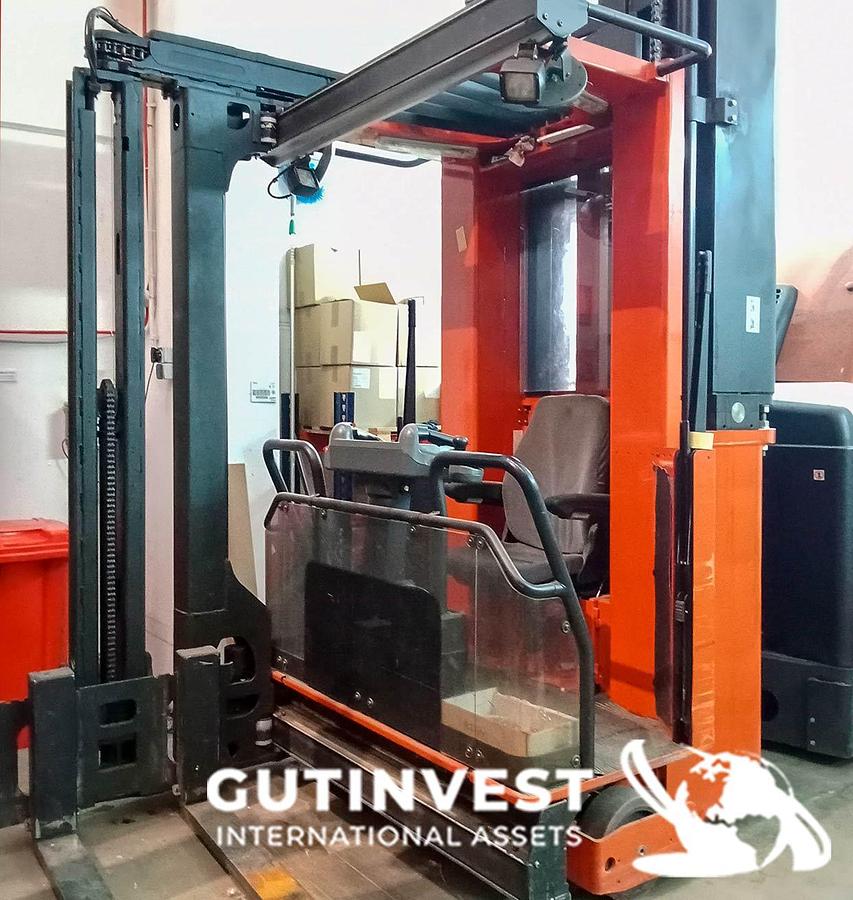 Used Electric Side Loader Forklift - 10 meters