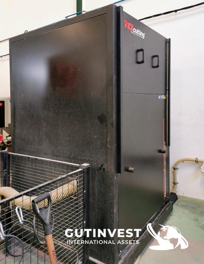 Used 1 - Waterjet cutting machine