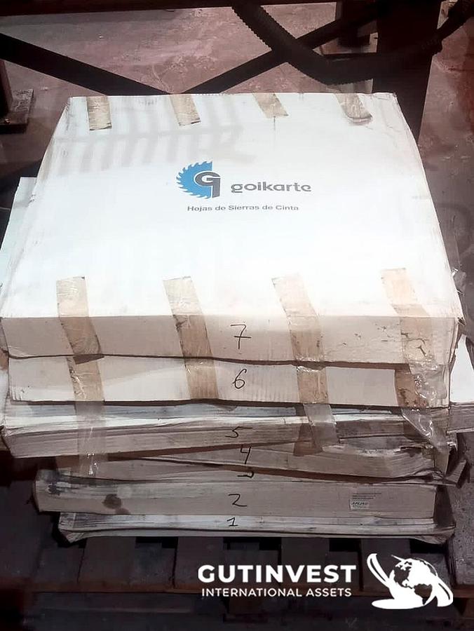 Used 1 - Band sawing machine