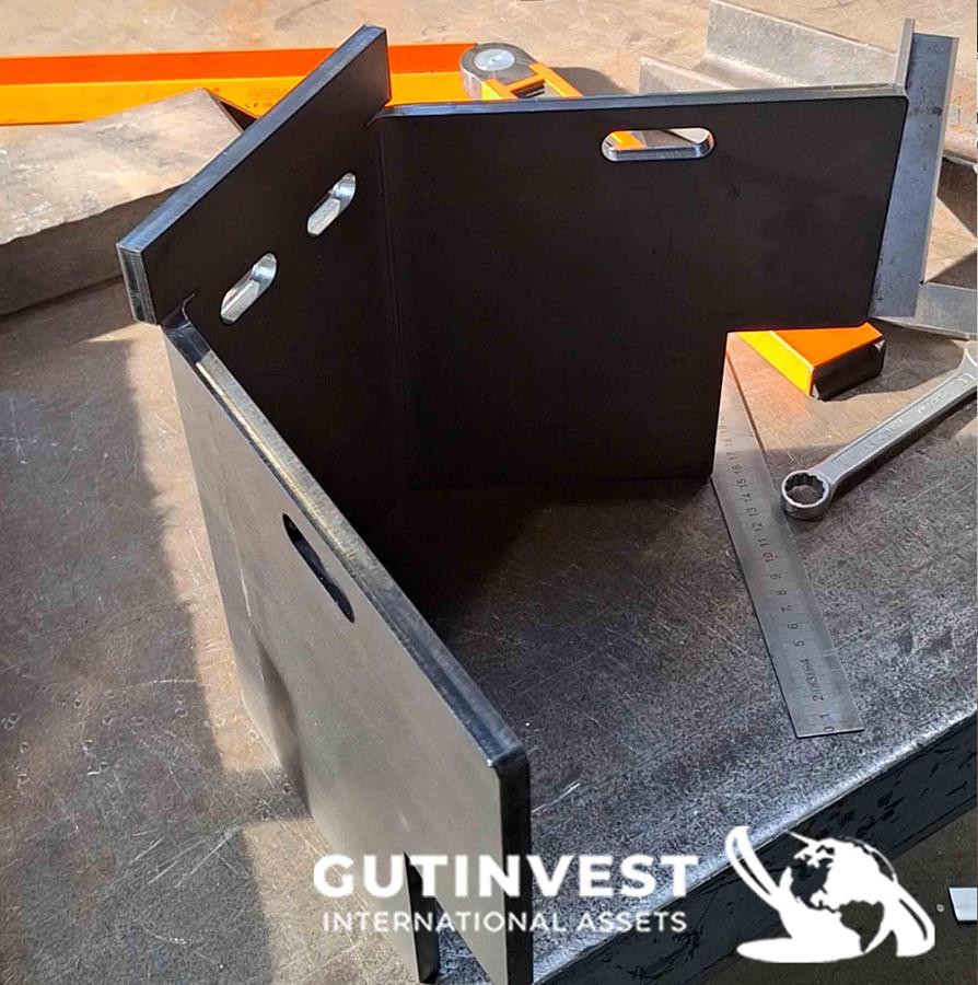 Usado Plegadora hidráulica CNC para metal - 150Tn