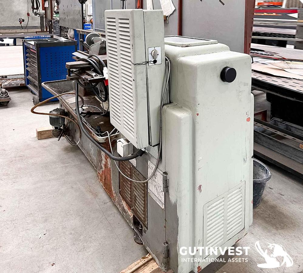 Used 1 - Parallel lathe