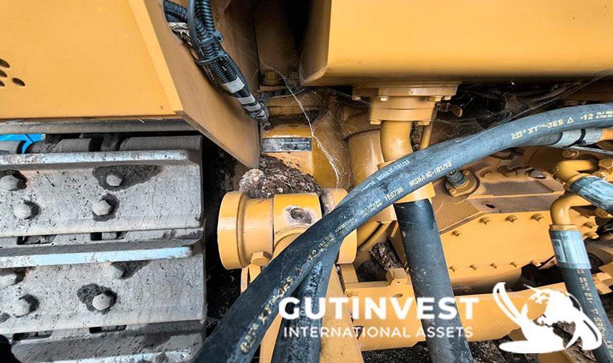 Used BULLDOZER
