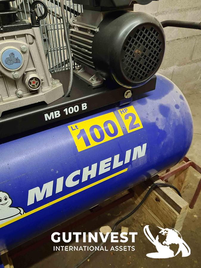 Used 11 - Air compressor