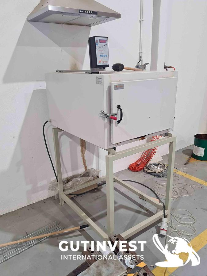 Used 6 - Electric oven