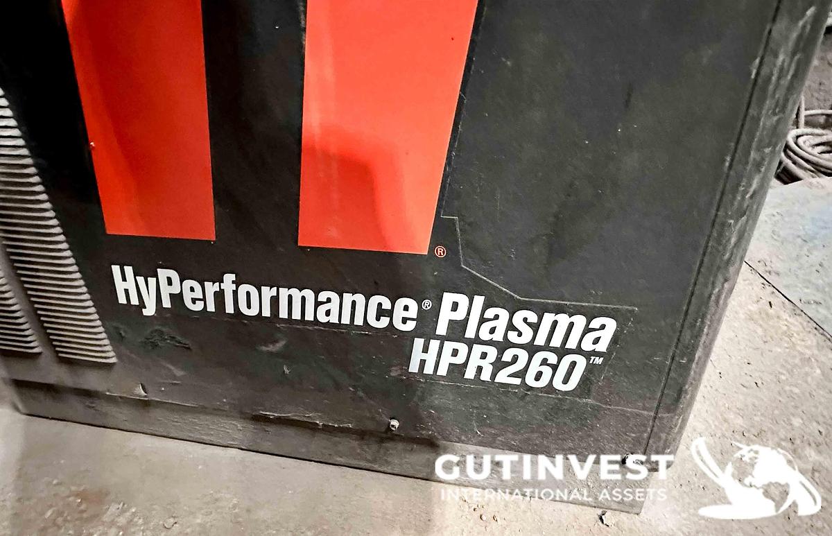 Used 1 - Plasma cutting machine
