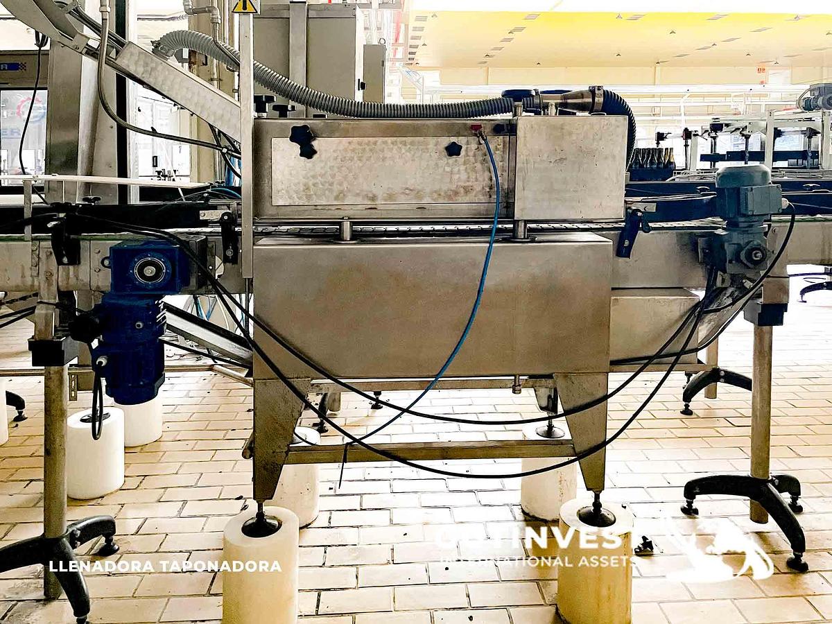Usado 1 - Linea de envasado en botellas de vidrio 200ml
