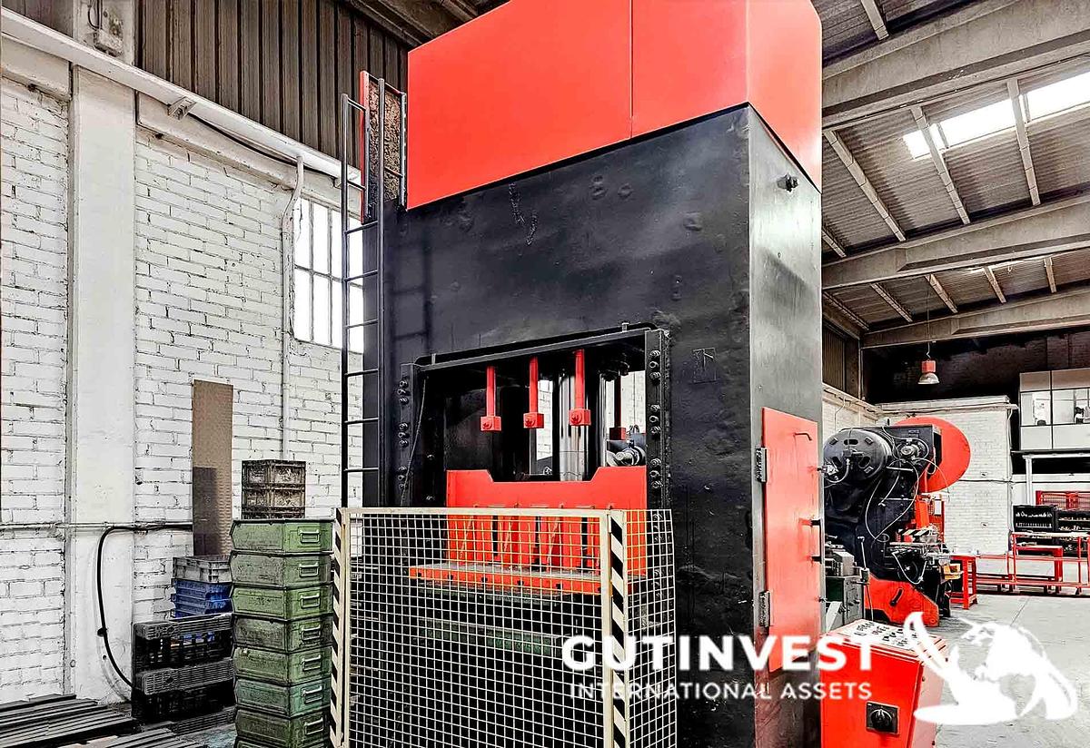 Used 2 - Hydraulic press - 160Tn