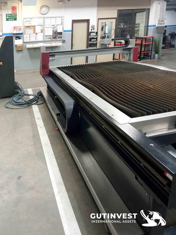 Used 1 - Fiber laser cutting machine for sheet metal coil